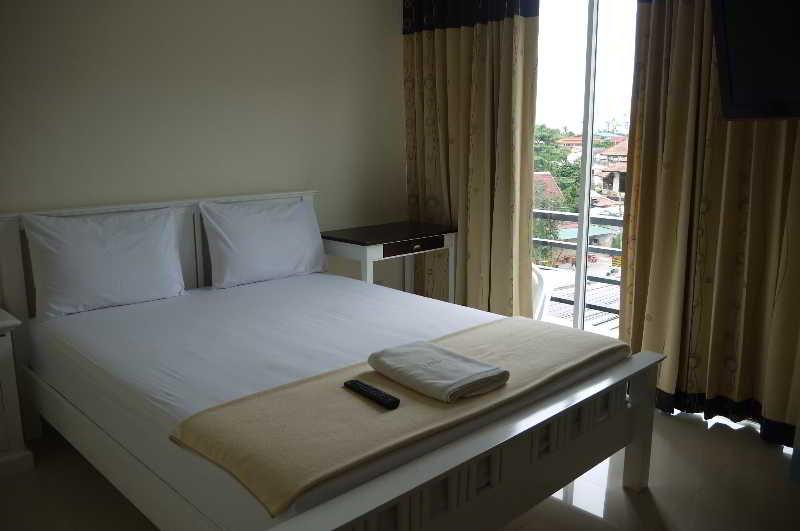 J Apartment Ao Nang Exterior photo